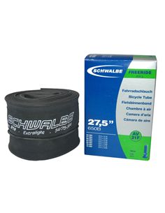 CÁMARA SCHWALBE AV21F TR4 EXTRA LIGERA
