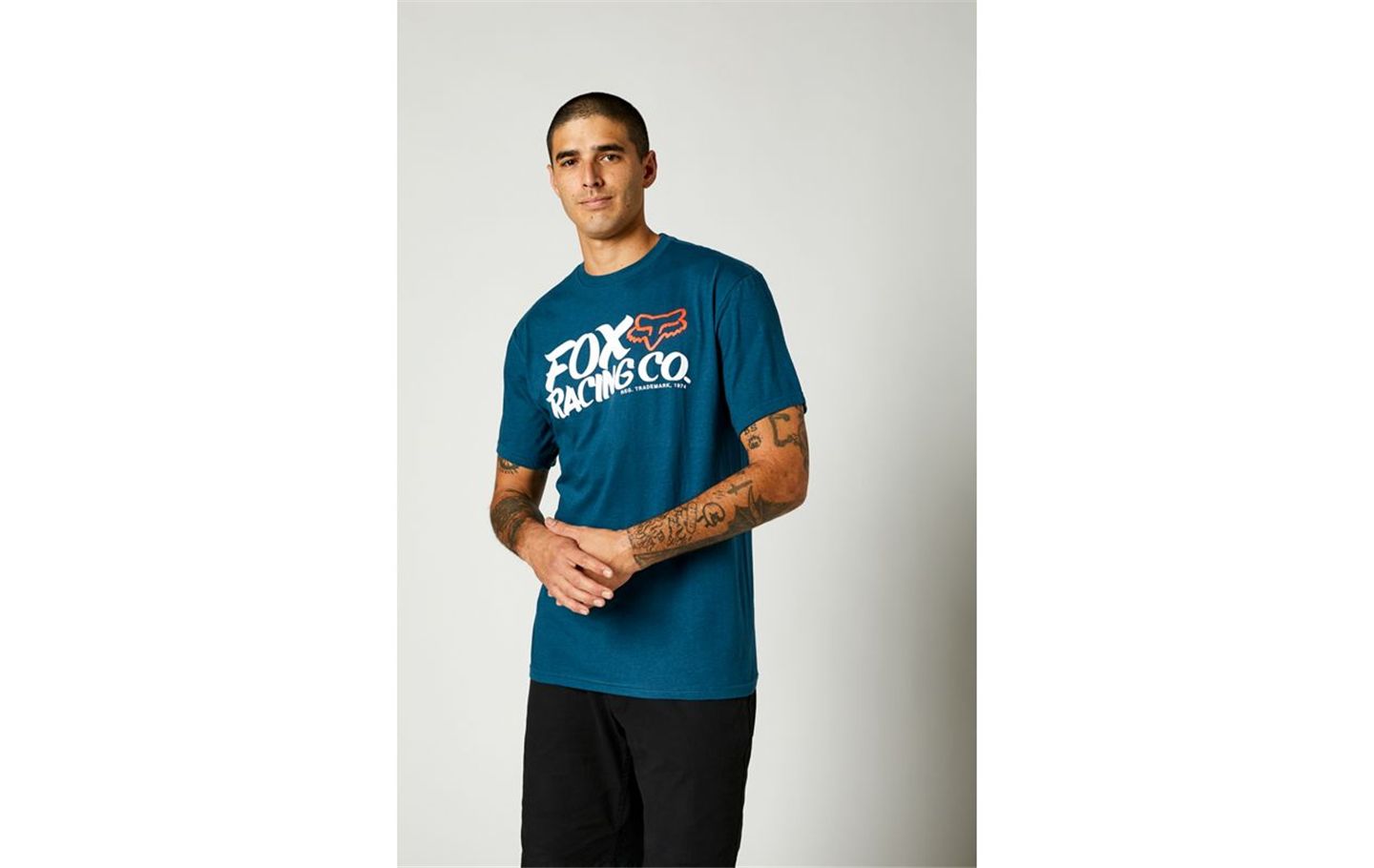 CAMISETA BÁSICA WAYFARER AZUL.jpg