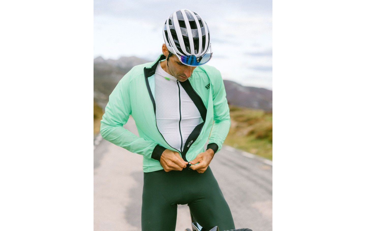 Capa etxeondo eon verde manzana